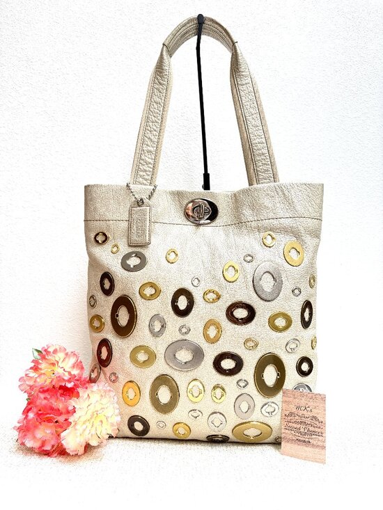 Coach Handbags - Rare Coach Resort Turnlock Tote style 11538 from 2007, metallic gold leather EUC